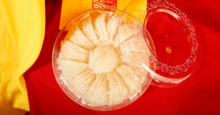 Hộp Quà Tổ Yến Tinh Chế 100g Thượng Hạng Yến Sào Biển Đông ESN